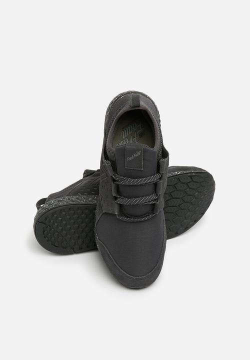 New Balance  - MCRUZE
