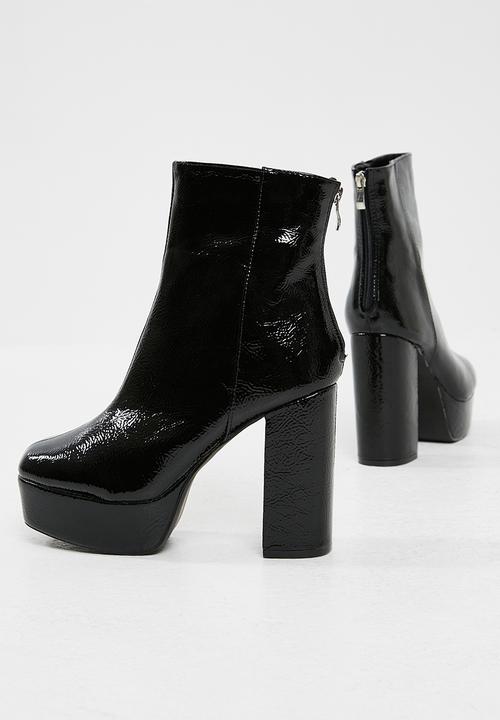 Missguided - Vinyl platform ankle boot