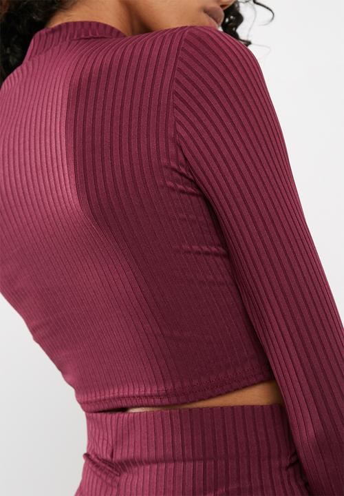 Missguided - Carli Bybel x Missguided ribbed high neck top