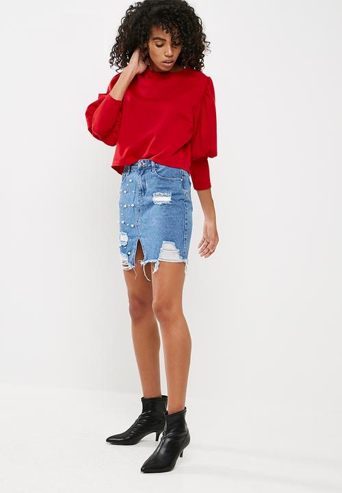Missguided - Pearl embellished denim skirt with silver chain