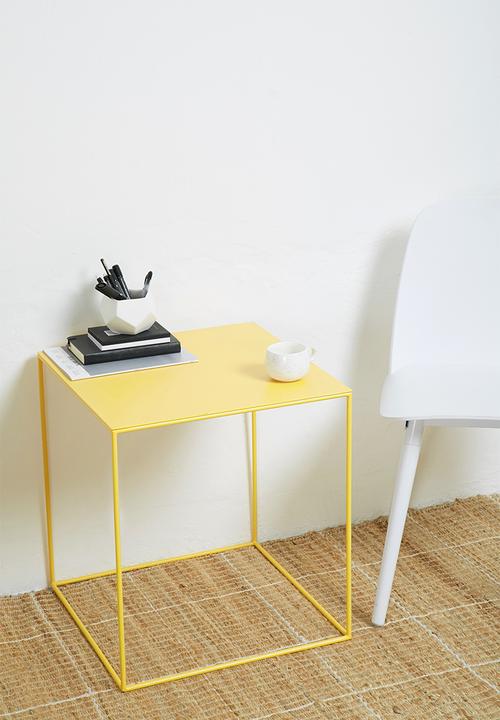 Sixth Floor - Cube table