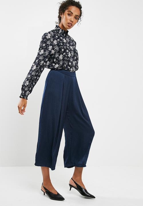 Jacqueline de Yong - Fantastic smock blouse