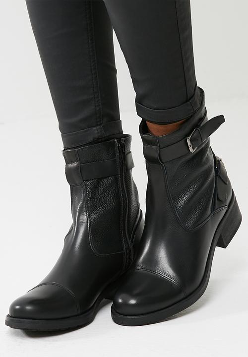 Vero Moda - Felia leather boot