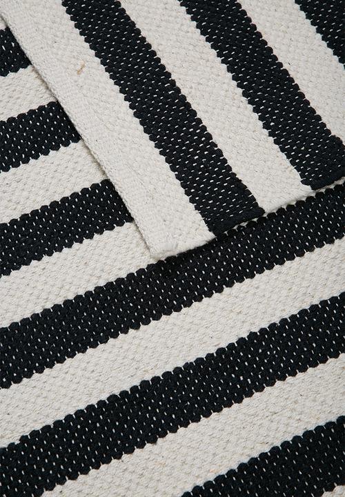 Sixth Floor - Makah woven rug - black/cream