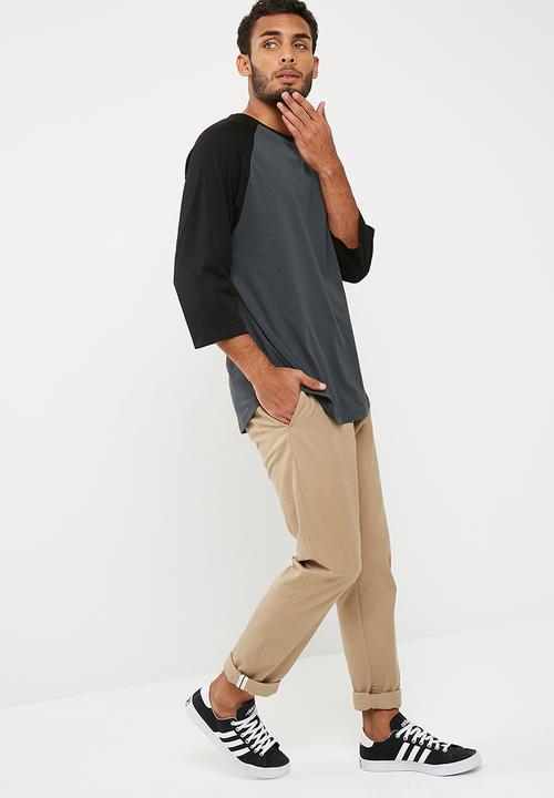 basicthread - Oversized Raglan Tee