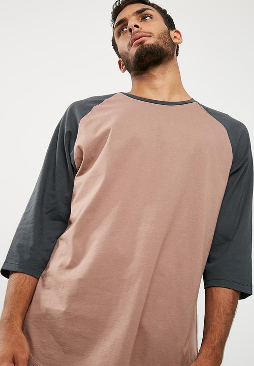 basicthread - Oversized Raglan Tee