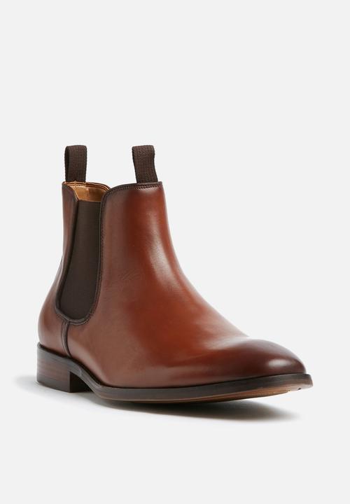 Steve Madden - Echoe