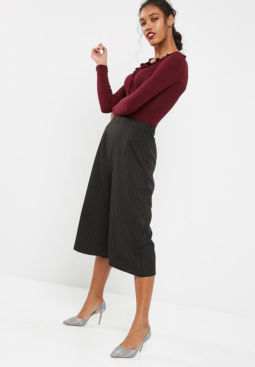 dailyfriday - Ruffle neck bodysuit