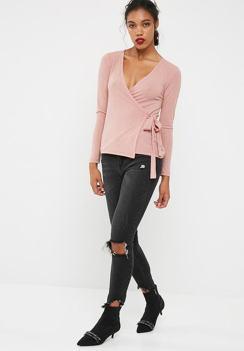 dailyfriday - Long sleeve wrap front tee