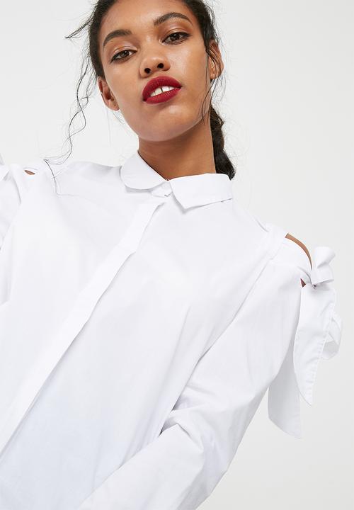 Jacqueline de Yong - Taylor cold shoulder shirt
