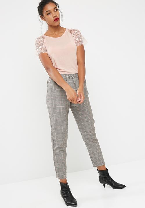 Jacqueline de Yong - Minni lace tee