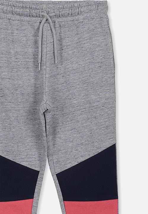 Cotton On - Kids Lewis trackpant