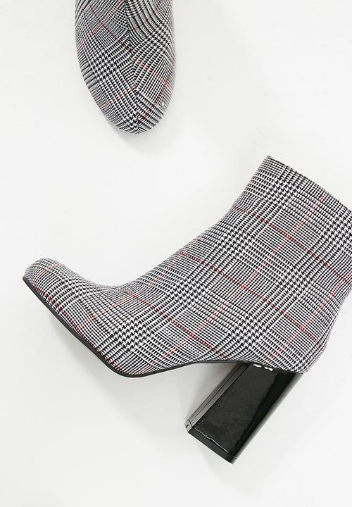 dailyfriday - Ulla 