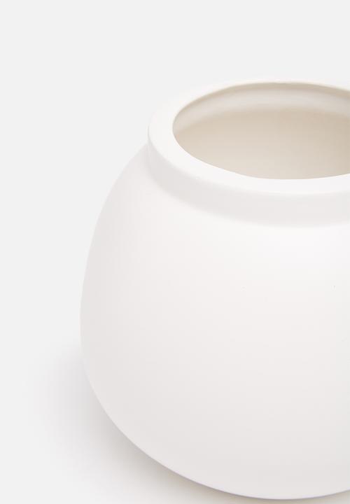 Grey Gardens - Calabash vase