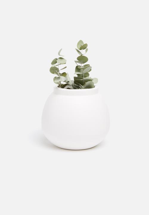 Grey Gardens - Calabash vase