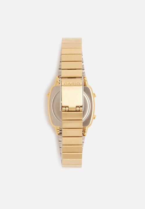 Casio - Digital wrist watch