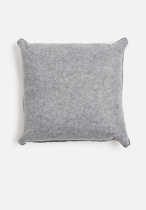 Sixth Floor - Felt pop cushion - grey