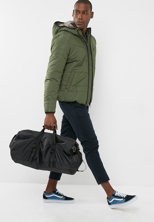 basicthread - Josh duffle
