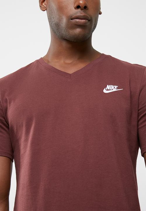 Nike - Nsw club embroided tee