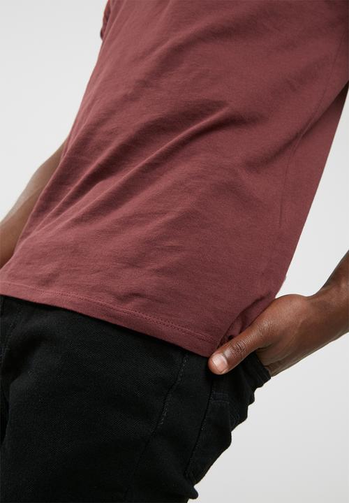 Nike - Nsw club embroided tee