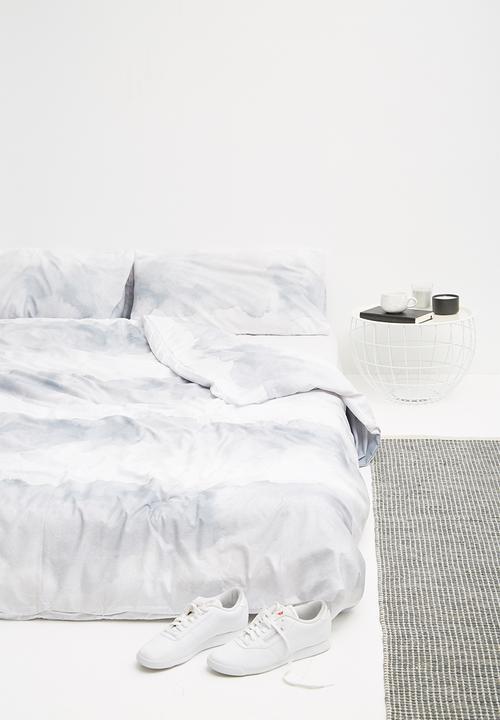 Sixth Floor - Fog duvet cover set