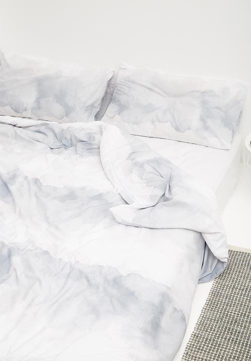 Sixth Floor - Fog duvet cover set