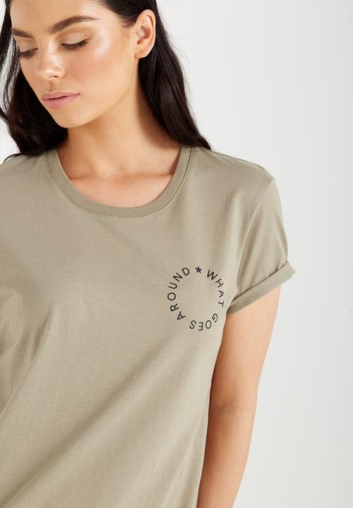 Cotton On - Tbar box graphic t shirt