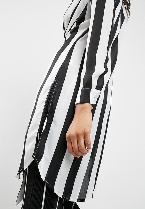Missguided - Core twist front longline shirt thick stripe shirt