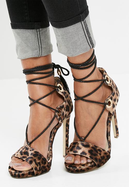 Missguided - Gillie tie platform velvet sandal