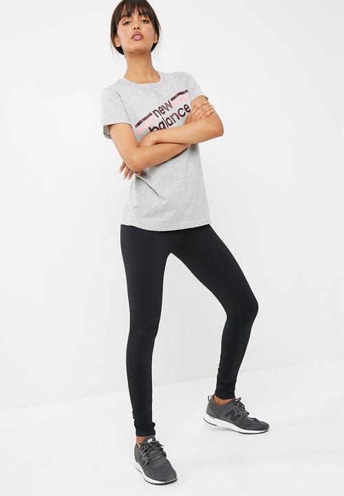 New Balance  - Stripe logo tee