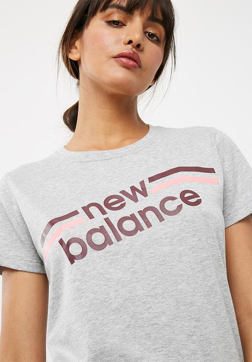 New Balance  - Stripe logo tee