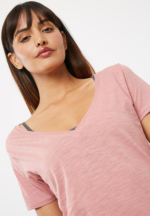 Cotton On - The deep v tee