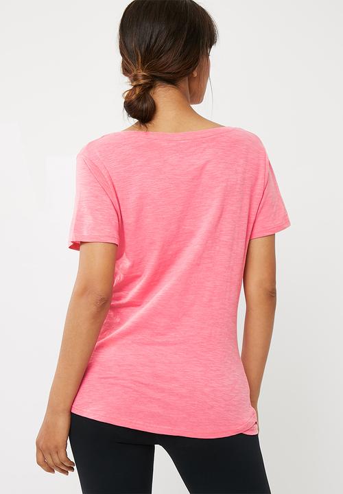 Cotton On - The deep v tee