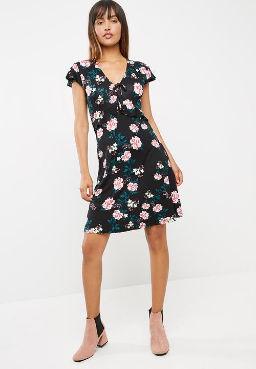 short sleeve frill dress