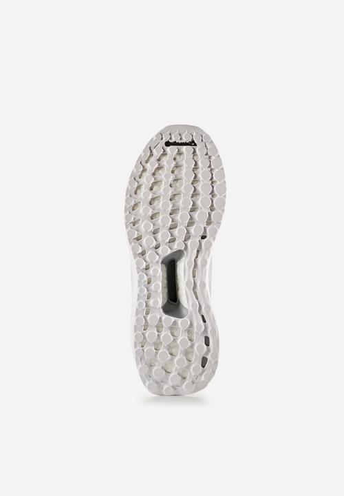 adidas Performance - UltraBOOST