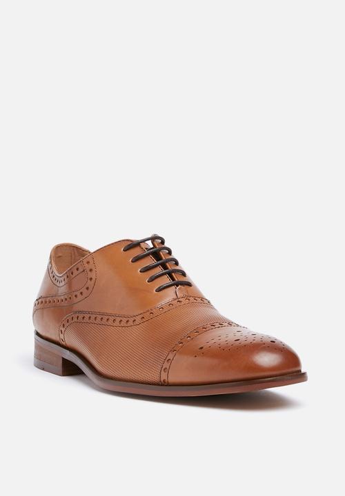 Steve Madden - Hector