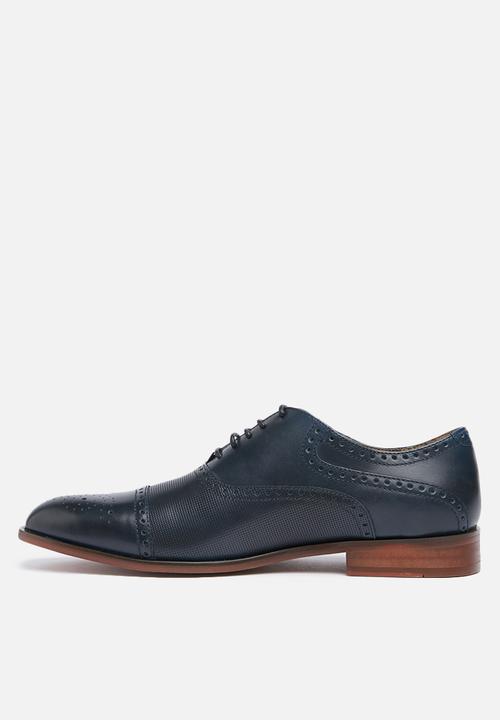 Steve Madden - Hector