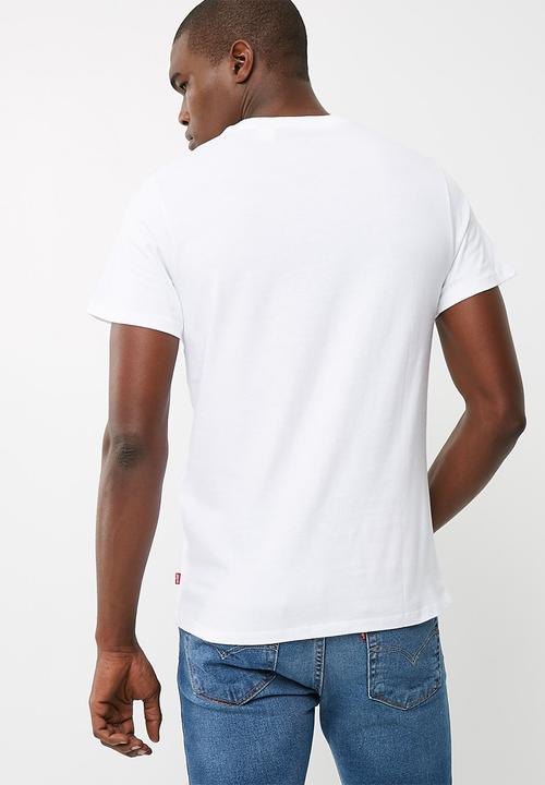 Levi’s® - 84 Sportswear Logo Graphic - White