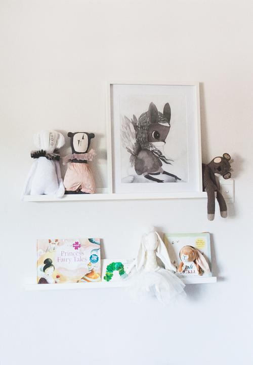 Simply Child - Kids book ledge