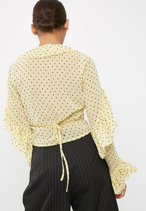 Missguided - Chiffon polka dot frill detail tie front long sleeve top