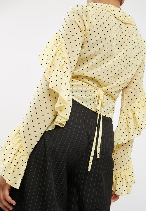 Missguided - Chiffon polka dot frill detail tie front long sleeve top