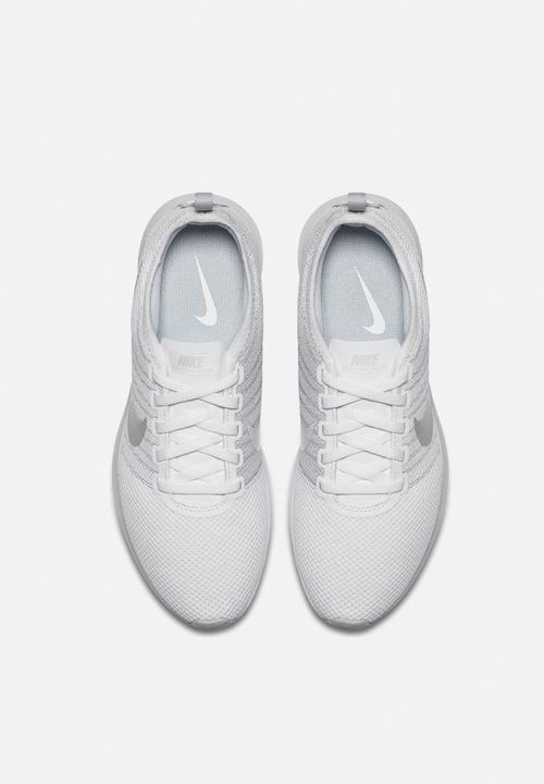 Nike - Dualtone