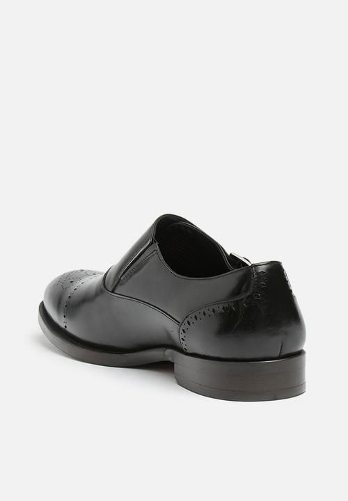Steve Madden - Caige