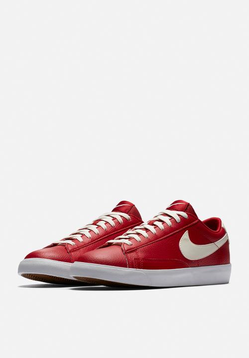 Nike - Blazer Low