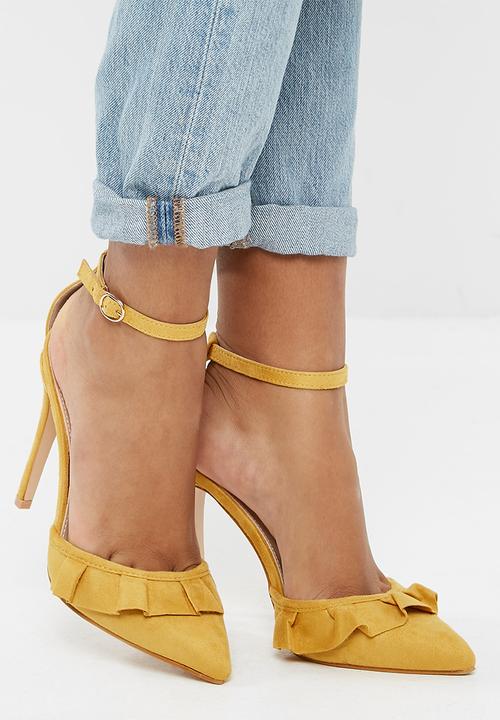mustard pointed toe heels
