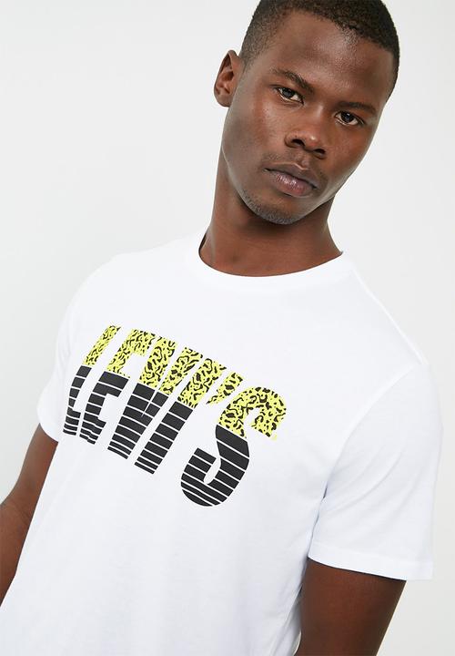 Levi’s® - Graphic In Neck Tee