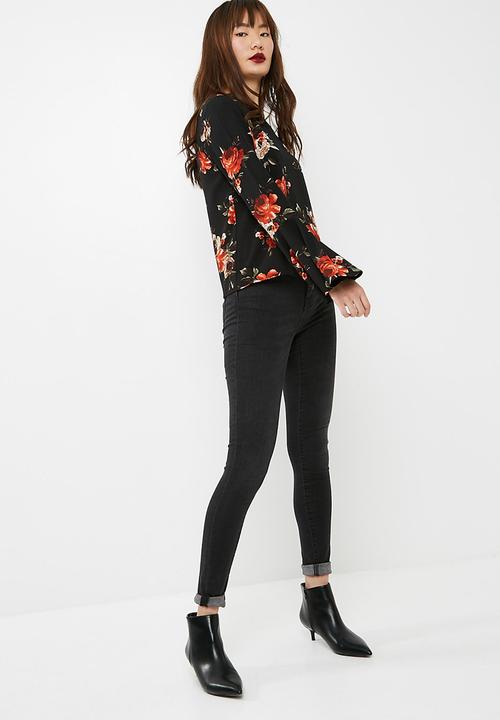dailyfriday - Flared sleeve blouse