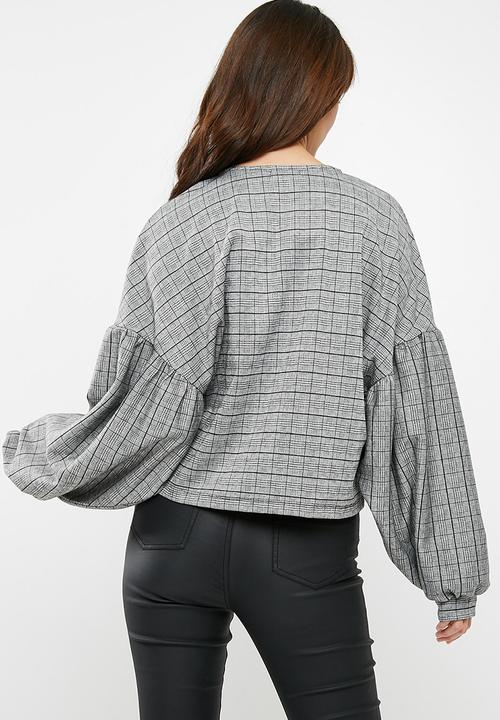 dailyfriday - Balloon sleeve top