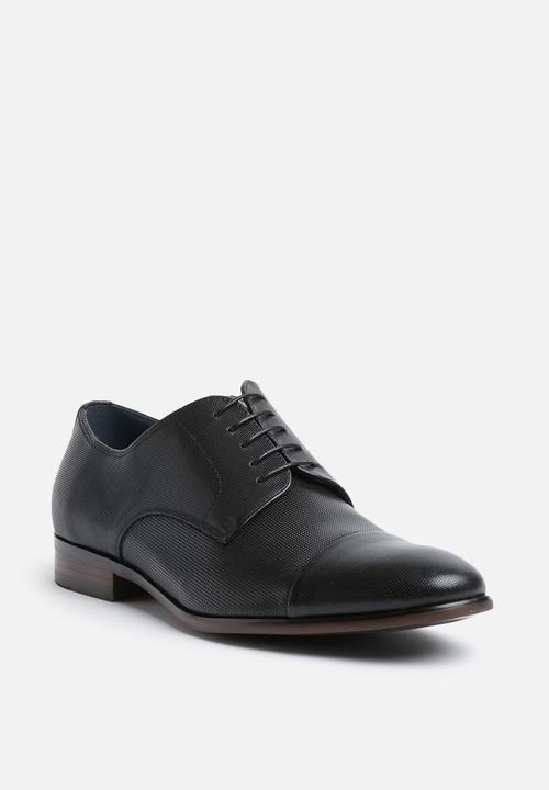 Steve Madden - Preston