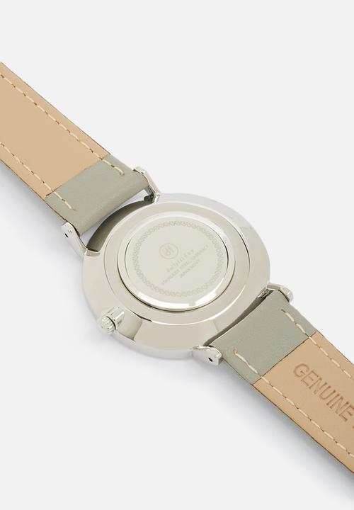 dailyfriday - Lauren leather watch